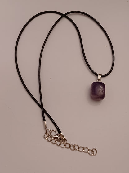 Amethyst Pendant with Paracord
